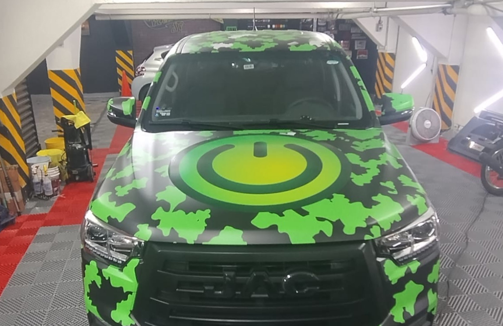 Instalación de Rotulación Automotriz en CDMX por Visual Impact.