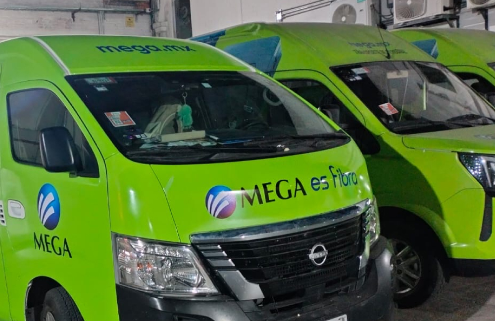 Instalación de Rotulación Automotriz en CDMX por Visual Impact.