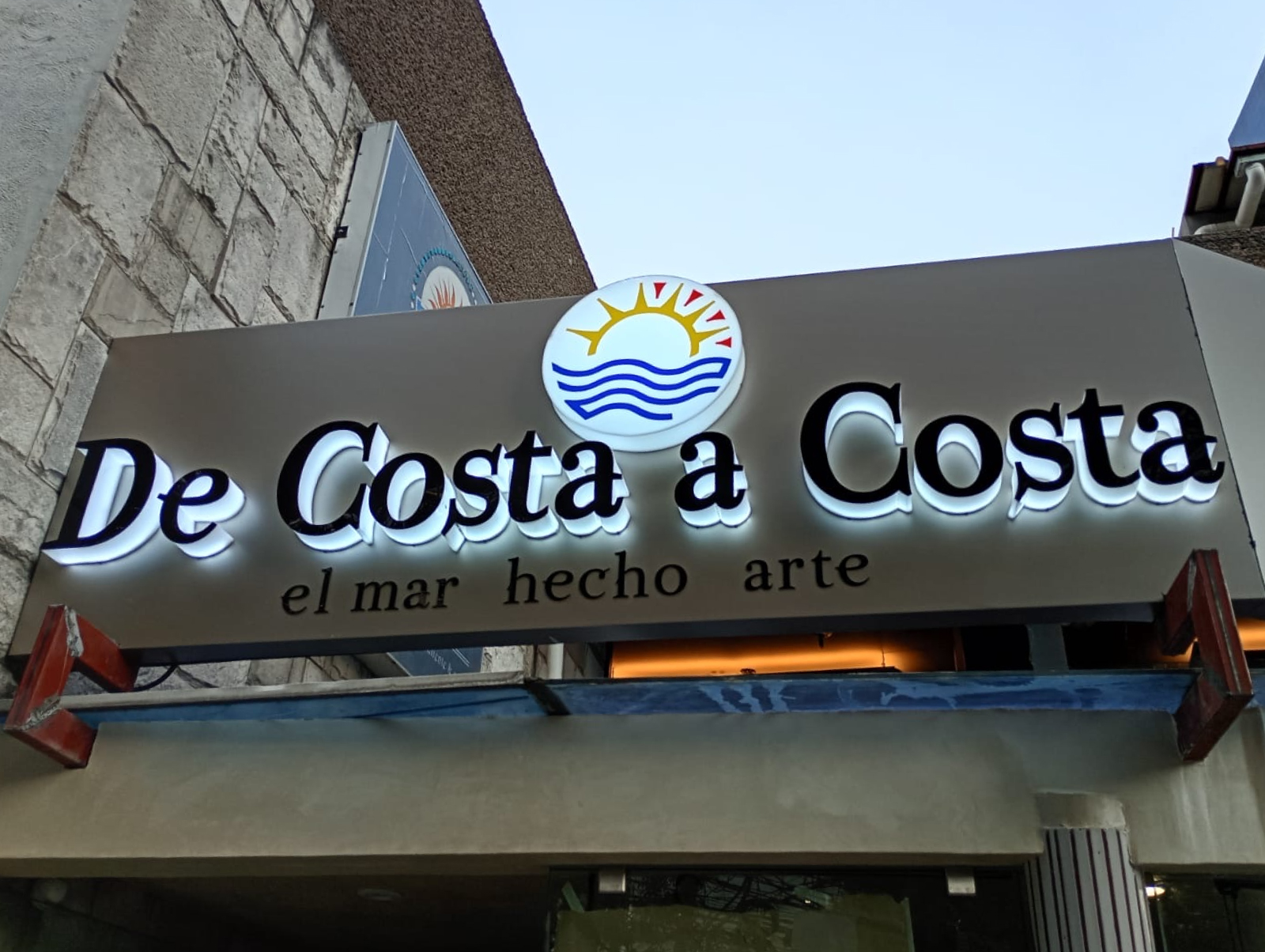 anuncio luminoso 3d en acrilico para negocios